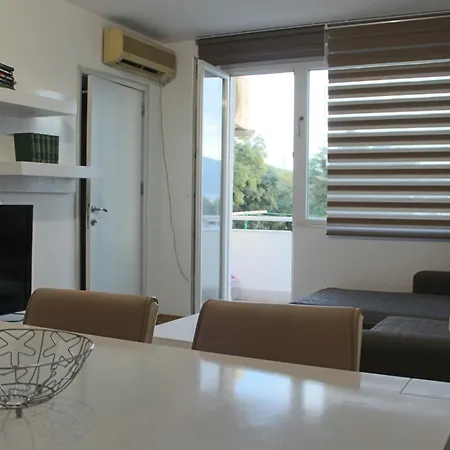 Dino's Apartmán *